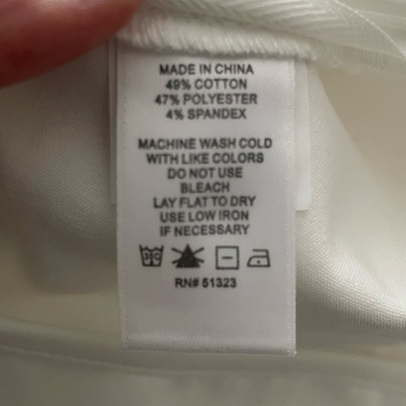 1 State, ruffle hem, white short - Picture 7 of 7